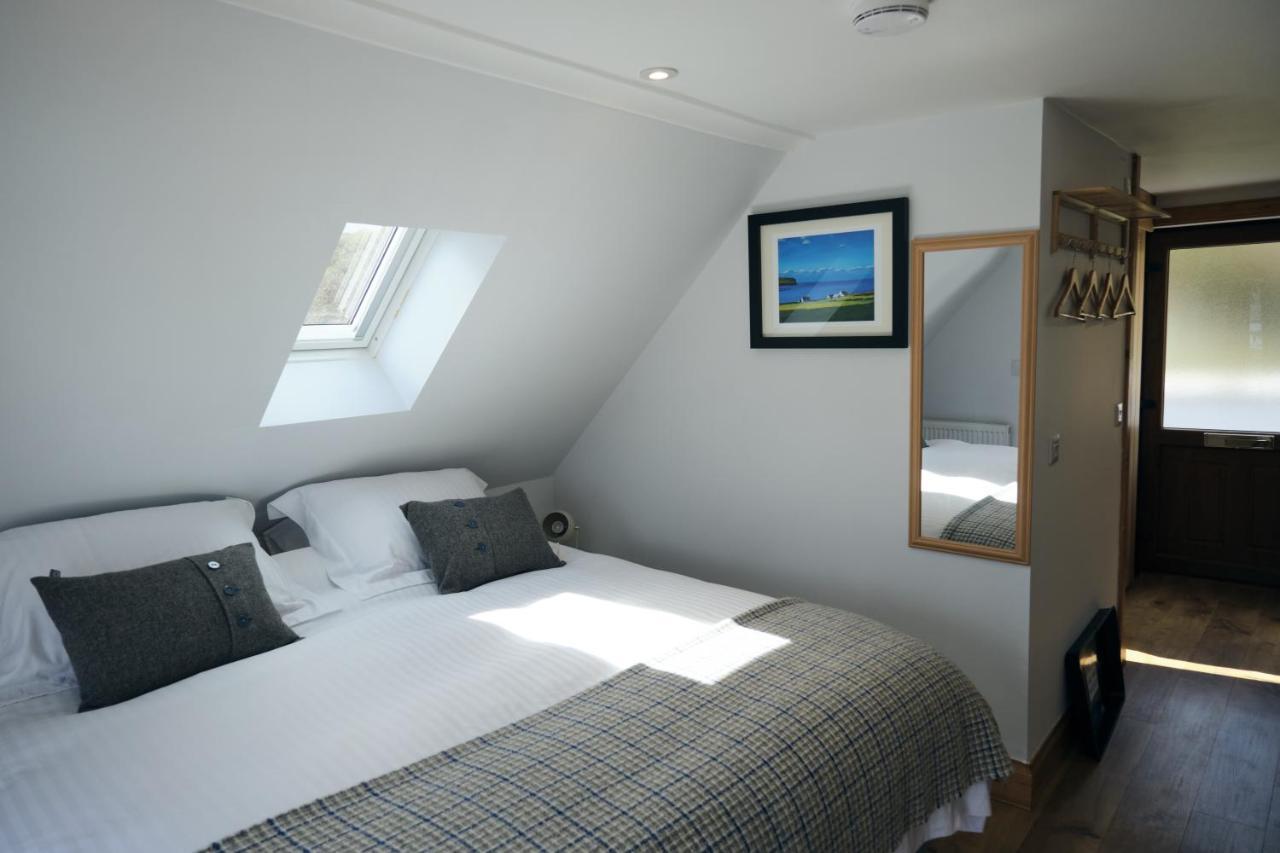 Hazelbank Bed And Breakfast Colbost Екстериор снимка