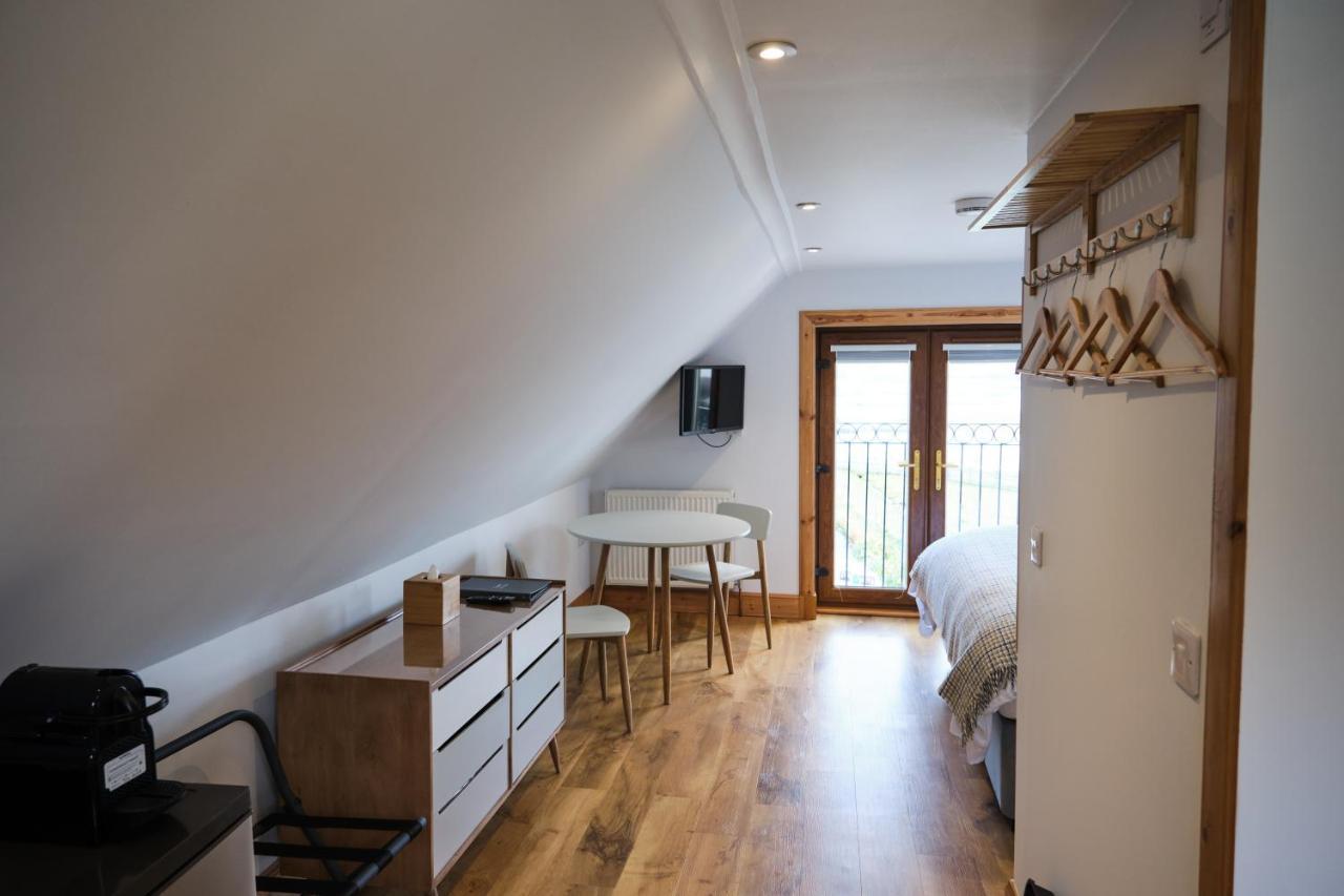 Hazelbank Bed And Breakfast Colbost Екстериор снимка