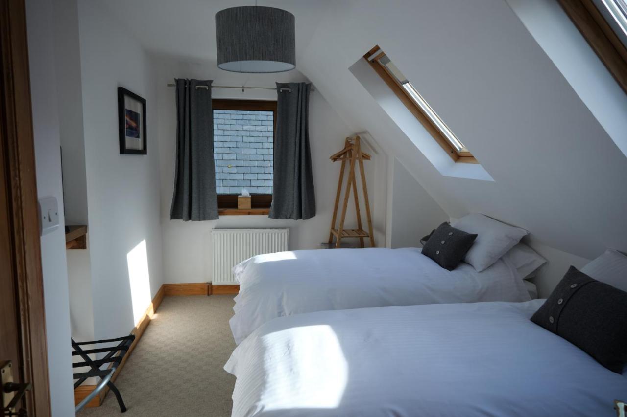 Hazelbank Bed And Breakfast Colbost Екстериор снимка